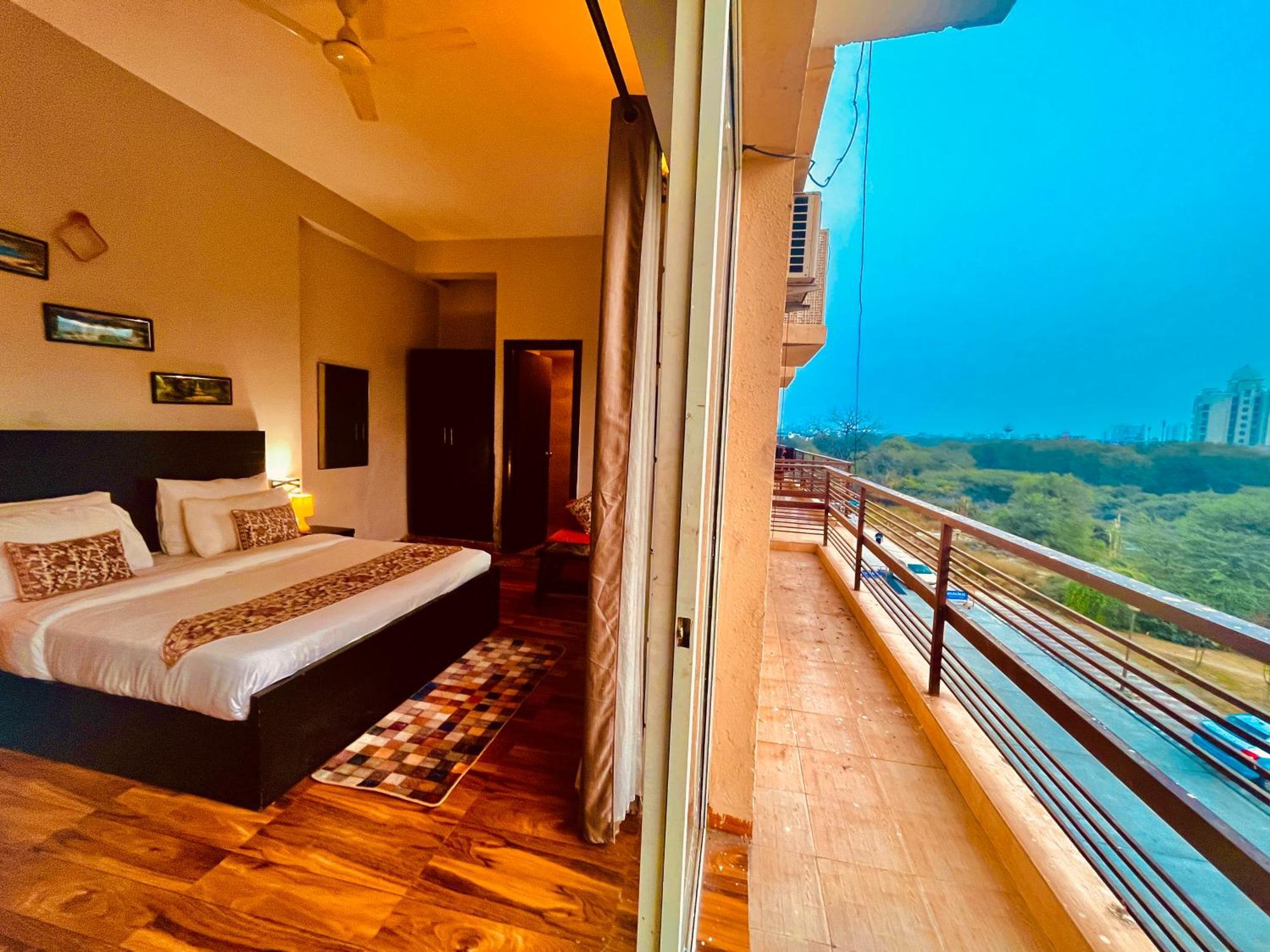 Pearl Grand Boutique Cottage In Omaxe Anandam Vrindavan - #Premium Ac Rooms With Balcony #Big Parking #Lift #Garden #Peaceful Area #Near Prem Mandir #Property Of The Year #Most Awarded Exterior foto